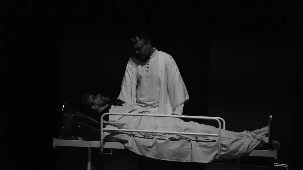 گالری نمایش وهم ۱۴۰۱ — عکس 1 از 11 | گزارش تصویری تئاتر ریّان